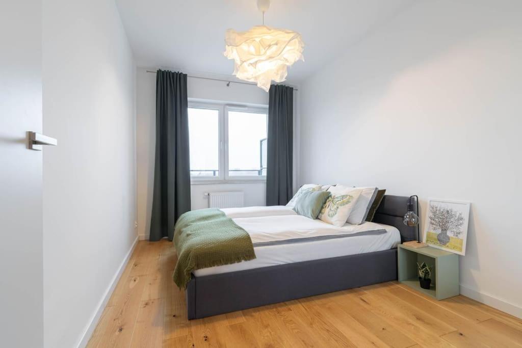 Olive Tree Apartment - Klimatyzacja - Air Conditioning-Self-Check-In Katowice Ngoại thất bức ảnh